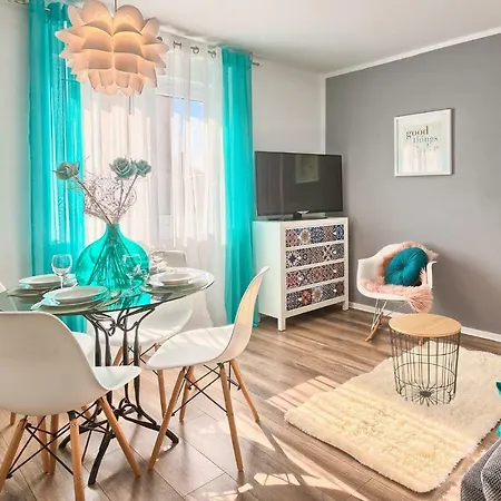 Sweetie Center With Free Parking - Hedone Amphitheater Apartman *