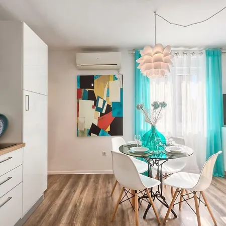 Sweetie Center With Free Parking - Hedone Amphitheater プーラ