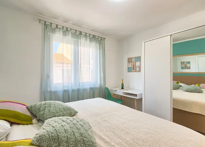 Sweetie Center With Free Parking - Hedone Amphitheater Apartman Póla